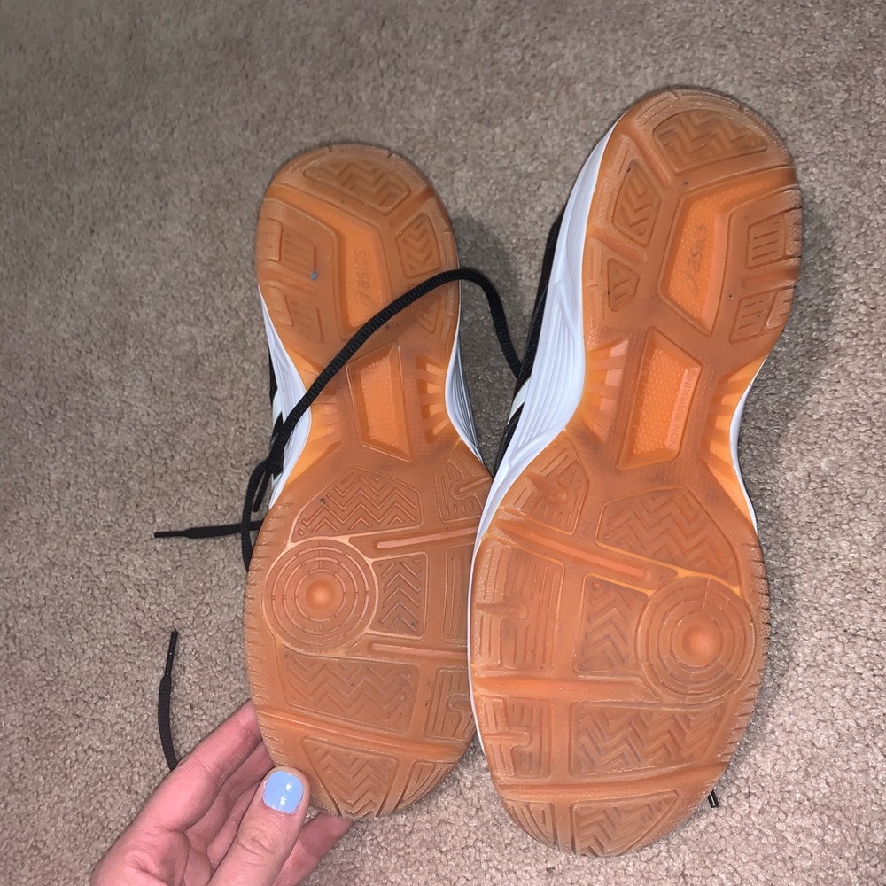 ASICS shoes - Picture 4 of 4